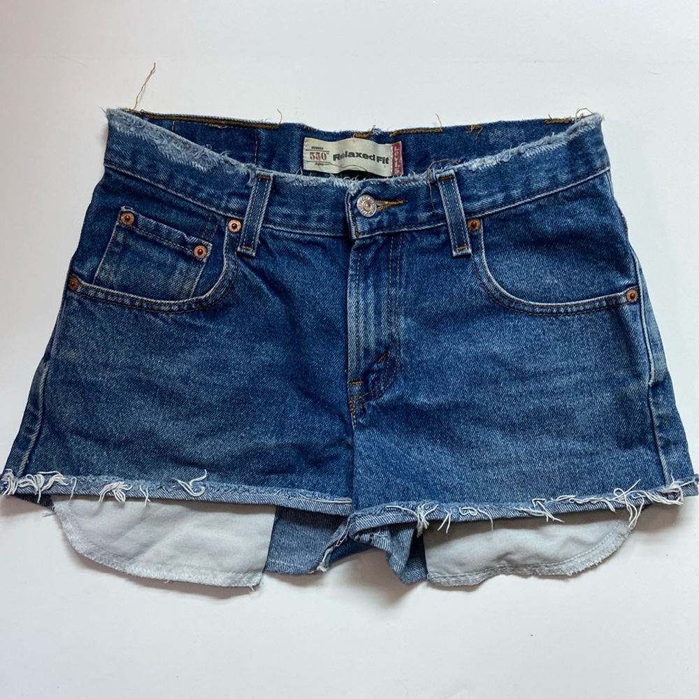 Levi cut off shorts